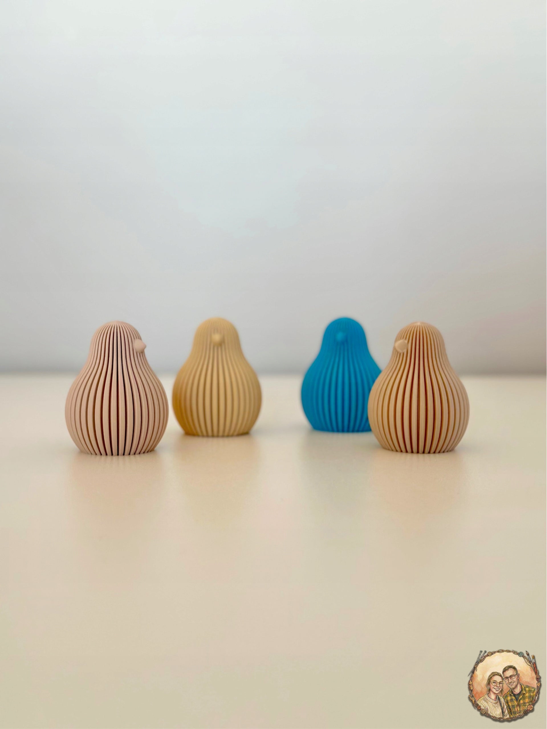 Moderne Osterdeko Küken 6cm Figur für Tisch Korb